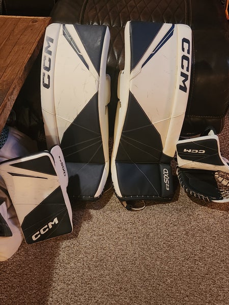 31" CCM Axis 2.9 Regular Goalie Full Set (Used)