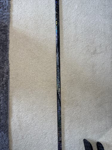 Senior Bauer Twitch Right Handed Hockey Stick P28 70 Flex Pro Stock (New)