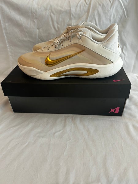 A’One Aja Wilson gold/white Women's Size 9.0 men’s size 7.5 Nike Shoes (New)