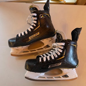 Bauer Supreme 2S Hockey Skates Size 6.5 (Used)