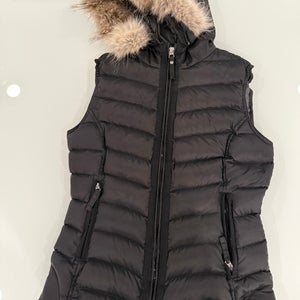 NAPAPIJRI Down Vest w/ Real Fur Hood (Used)