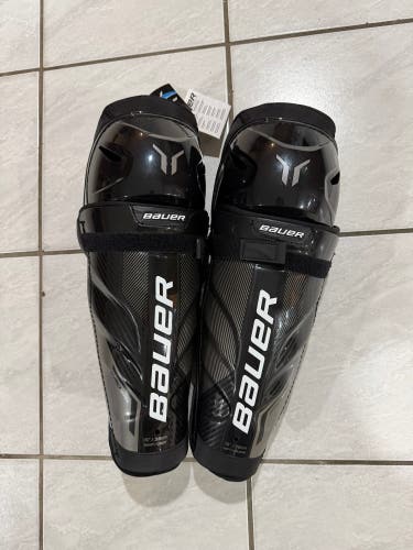 NWT Pro Stock BAUER PRO Series Shin Guards 15”