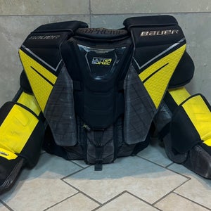 Large 2020 Bauer Supreme Ultrasonic Goalie Chest Protector (Used) Large