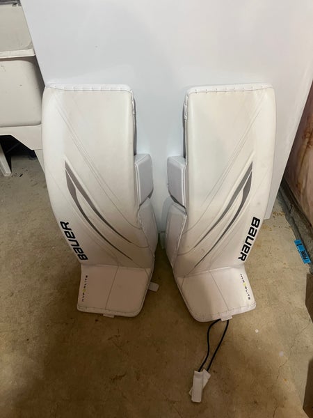 Large Bauer Vapor Hyperlite 2 Goalie Leg Pads (New)