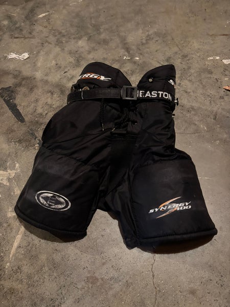 Youth Small Easton Synergy 100 Hockey Pants (Used)