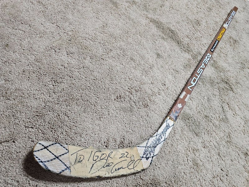 DINO CICCARELLI 94'95 Signed Detroit Red Wings Game Used Hockey Stick NHL COA