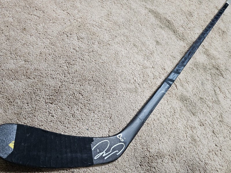 DREW DOUGHTY 11'12 Signed Cup Yr Los Angeles Kings Game Used Hockey Stick NHL
