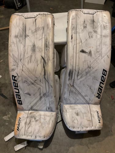 33" Bauer Mach Goalie Leg Pads - Senior