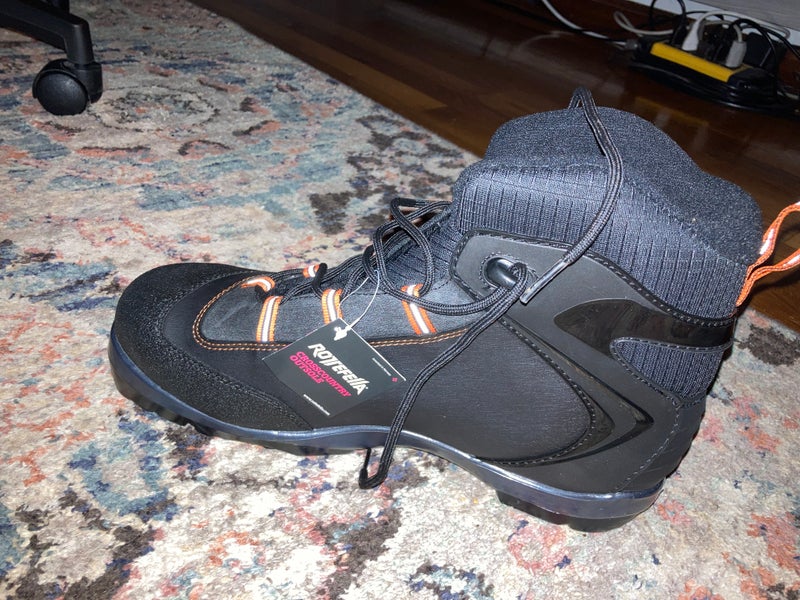 New Rossignol BC X2  Cross Country NNN Ski Boots