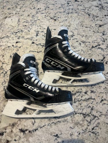 Pro Stock CCM Ribcor Hockey Skates Size 12.5 Wide Reaves