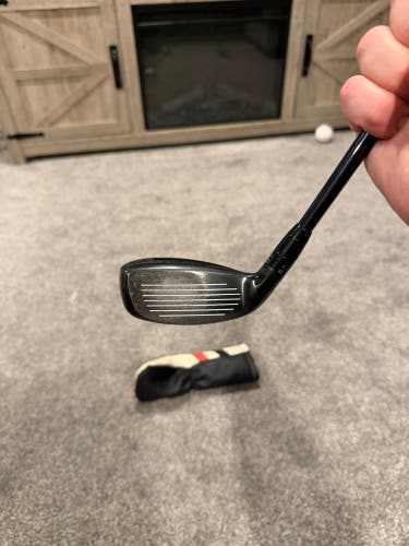 Men's 2016 Titleist 818 H2 Right Handed Hybrid Stiff Flex 3H (Used)