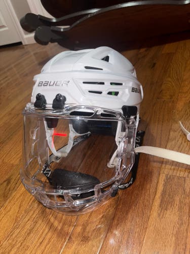 Medium Bauer Re-Akt 155 Helmet (Used)