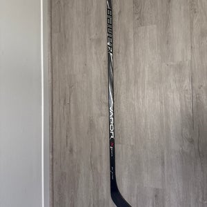 Intermediate Bauer Vapor X6.0 Left Hand Hockey Stick P14 67 Flex (Used)