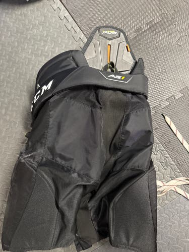 Men's Senior Small CCM Super Tacks AS1 Hockey Pants (Used)