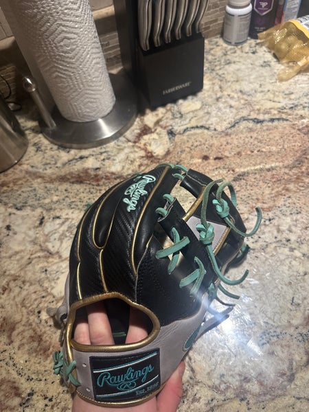 Rawlings Heart of the Hide RH Infield Baseball Glove 11.5" Barley used GREAT CONDITION