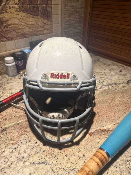 Youth Small Riddell Speed Helmet (Used)