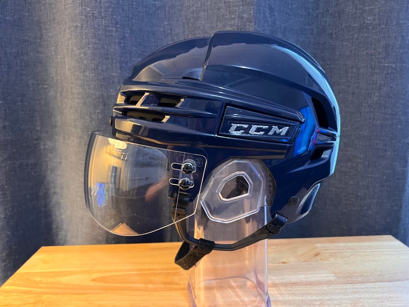 Large CCM Super Tacks X Helmet w/ Oakley Aviator Visor [Used - Like New]