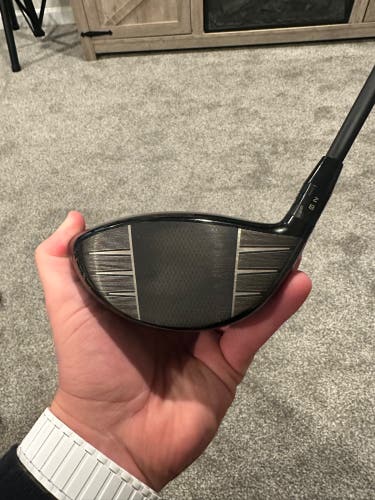 Men's Titleist Gt3 Right Handed Driver Stiff Flex 9 Loft (Used)