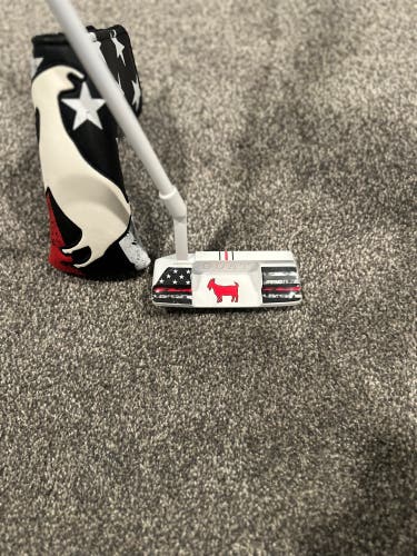 Goated Golf Thin red line blade putter RH- SOLD OUT! 35inch W/ head cover