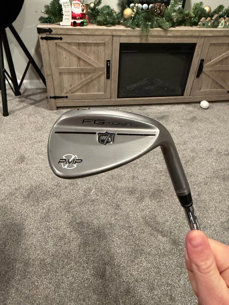 Wilson Staff Tour 52 Degree Wedge RH