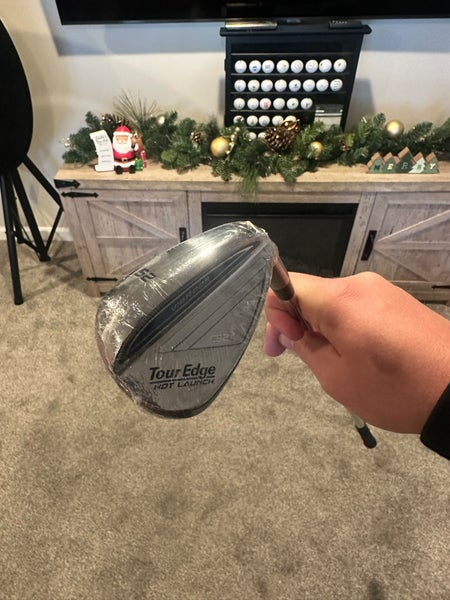 Tour Edge Hot Launch C524 VIBRCOR Right Handed Wedge Wedge Flex 52 Degree (New)