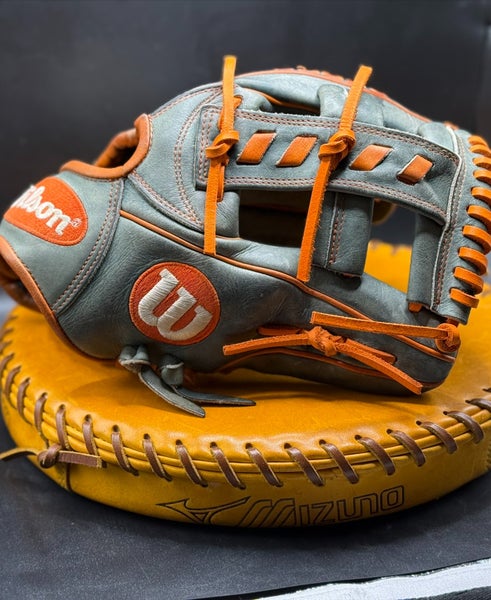 Infield RH Wilson A2000 JA27 Gm Baseball Glove 11.5" (Used)
