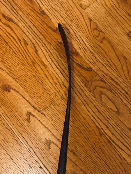 CCM Ribcor Trigger 9 Pro Right Handed P28 75 Flex (New)