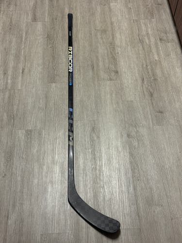Senior CCM Ribcor Trigger 9 Left Hand Hockey Stick P29 75 Flex (Used)