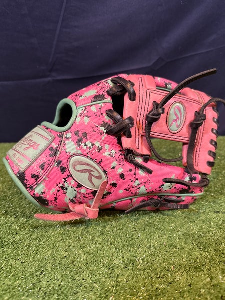 2025 Rawlings Heart of the Hide R2G Pink/Mint Splatter RH 11.5” Infield Baseball Glove (Used)