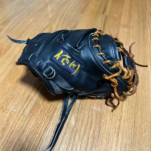 Japanese Catcher mitt - Like new