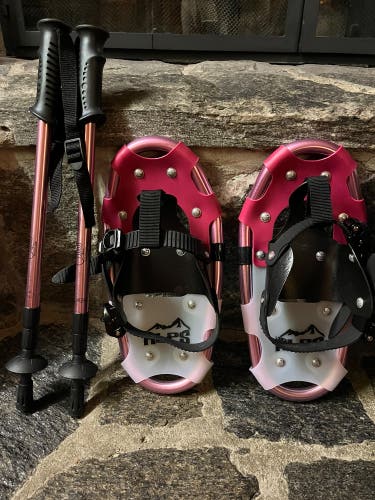 Tiny kids Snowshoes (New) + poles