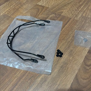 Shred small chin Bar