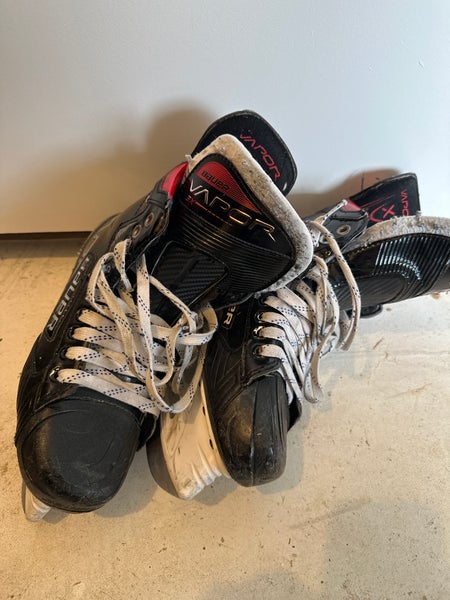 2024 Bauer Vapor 3X Pro Hockey Skates Size 6 (Used)