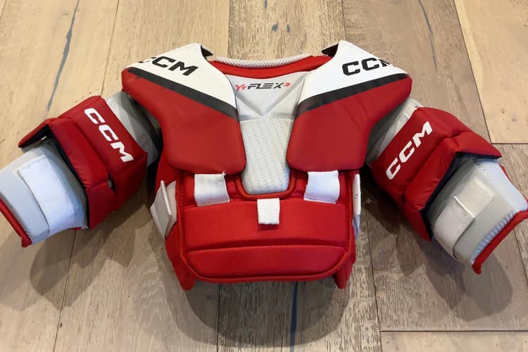 Small / Medium 2023 CCM YTFlex 3 Goalie Chest Protector (Used)