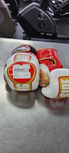 Used Ringside Boxing Gloves White S/M 11497-S000153942