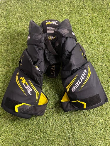 Intermediate Medium Bauer Supreme ACP Pro Girdle (Used)