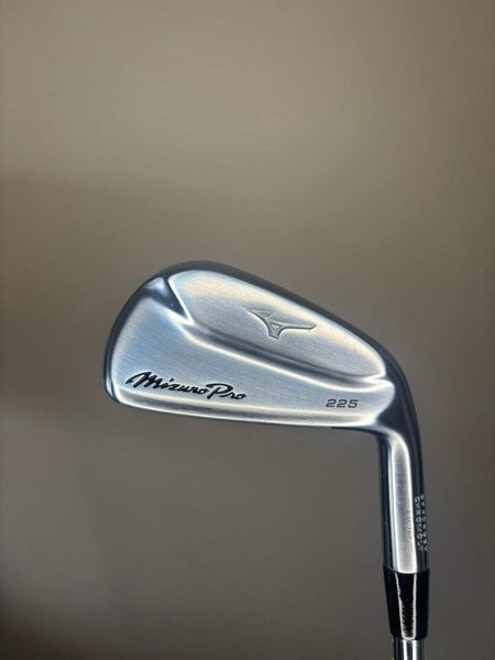 Mizuno Pro 225 7-Iron DG 120g S300 Stiff Flex 37.25 MINT
