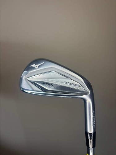 Mizuno JPX 923 Forged 7-Iron DG 105g S300 Stiff Flex 37.25 MINT