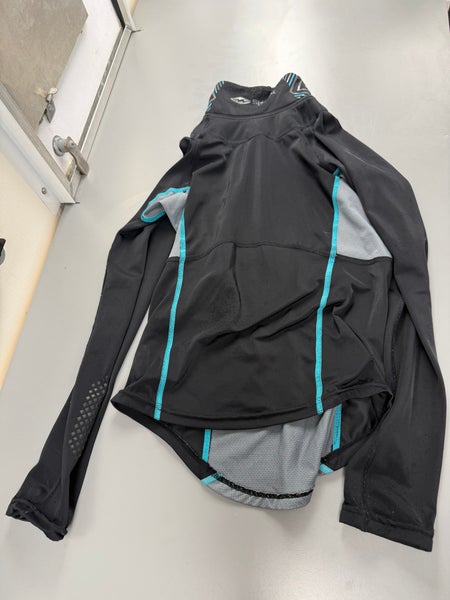 Girls Shock Doctor cut shirt medium (Used)