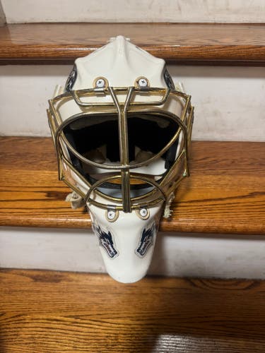 Senior Medium 2022 Bauer Profile 960 Goalie Mask (Used)