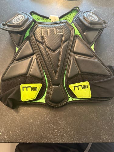 Large Adult Maverik M3 Speed Pad Shoulder Pads (Used)