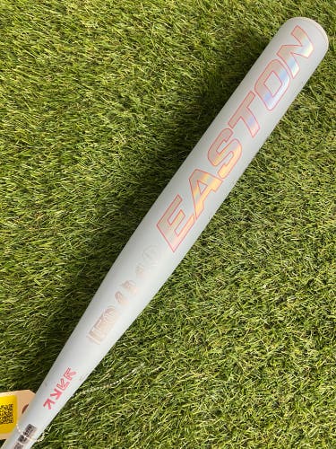 Easton Ghost Unlimited Fastpitch Bat 2025 (-11)