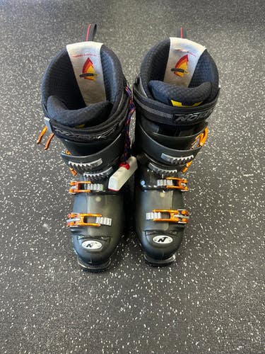 Used Nordica BEAST 10 Mens DH Ski Boot Black 285 MP - M10.5 - W11.5 11849-S000033865