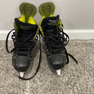 Bauer Vapor X2.6 Hockey Skates Regular Width Size 3 (Used)