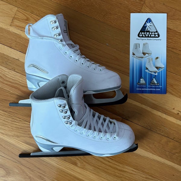 Jackson Ultima 450 Figure Skates US Women's 7 (Used)