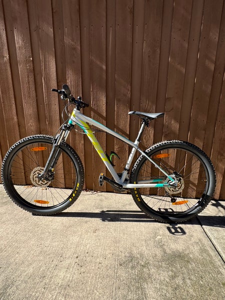 Excellent condition 2019 Felt Dispatch 7/60 (2019) 27.5″ Hardtail – Matt Grey Unisex 2019 Felt Mount