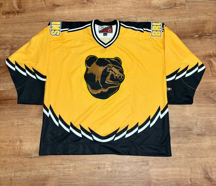 Men’s Pro Player Boston Bruins Pooh Bear Jersey (XXL 2XL)