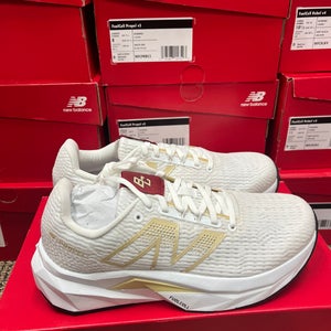 White New Adult Men's Boston College FuelCell PropelV5 New Balance Shoes