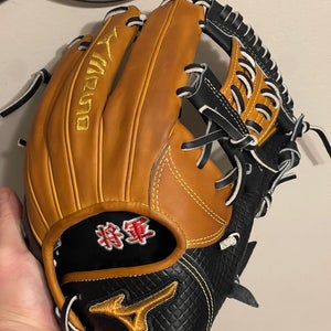 2025 Mizuno Pro Shogun Haga Limited Edition RHT Baseball Glove 11.75" (New) sold out everywhere
