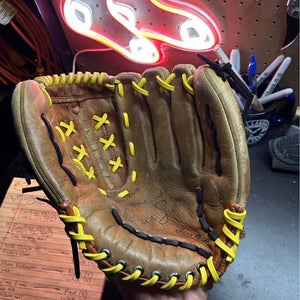 Wilson RH Infield Baseball Glove 11.5" (Used)